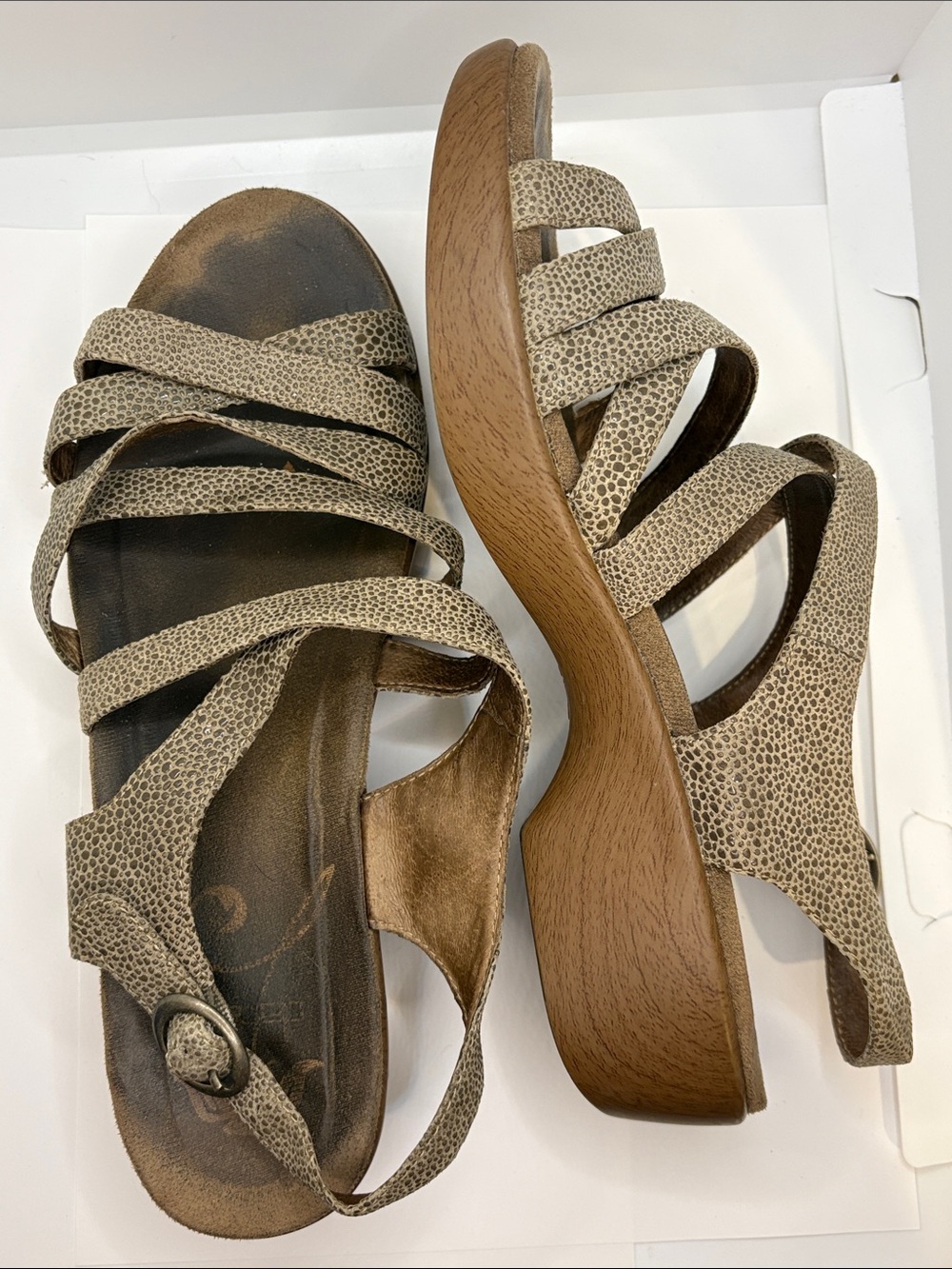 Women's Dansko Lolita Strappy Wedge Sandals in Taupe 38 8